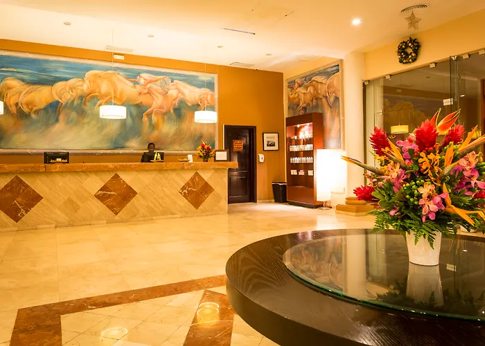 Grand Palladium Lady Hamilton Resort & Spa